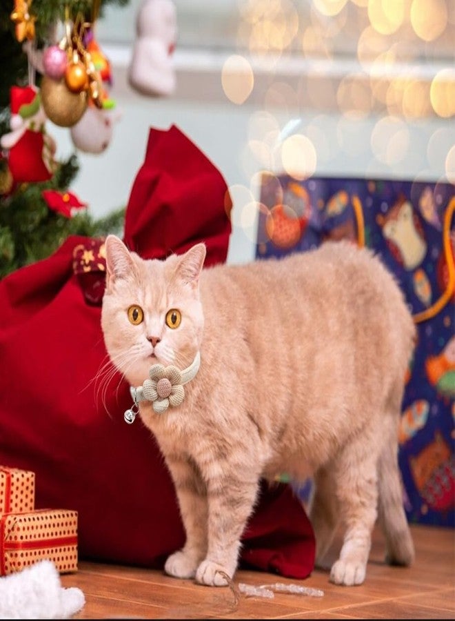 Qpets طوق قطط كيو بيتس® بتصميم زهرة لطيفة مع جرس، سهل الفتح والتعديل، مصنوع من القطيفة الناعمة، هدية مثالية، 3 قطع - Image 4